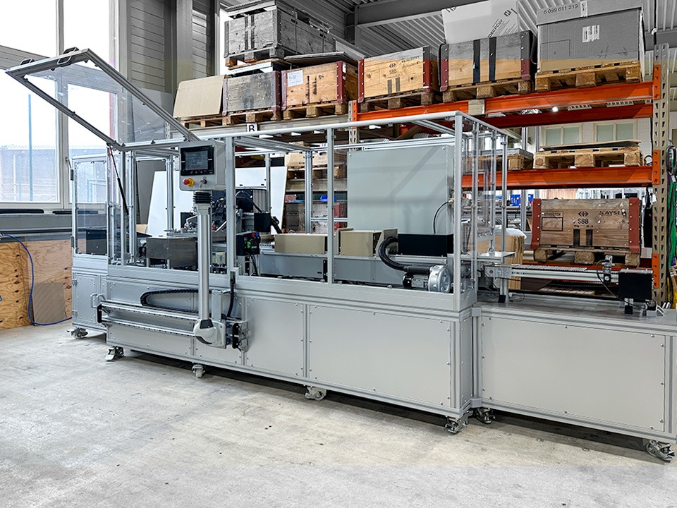 Maschinengestell Low Carbon Aluminiumprofile FMS-Technik AG Maschinengestell Low Carbon Aluminiumprofile FMS-Technik AG