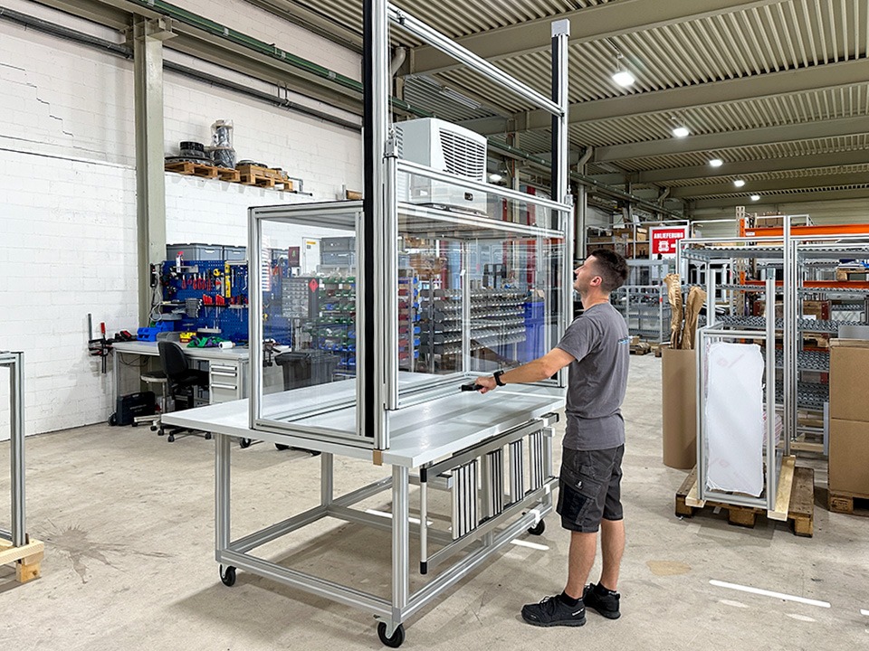 Schutzeinrichtung Low Carbon Aluminiumprofile FMS-Technik AG Schutzeinrichtung Low Carbon Aluminiumprofile FMS-Technik AG