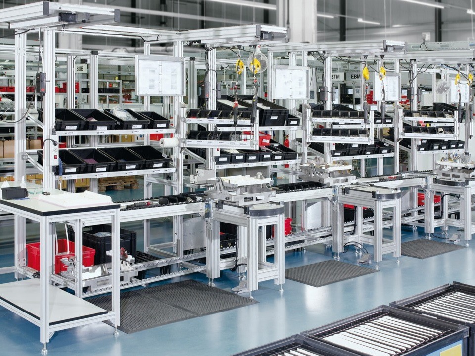 Montagearbeitsplätze Mechanische Grundelemente FMS-Technik AG